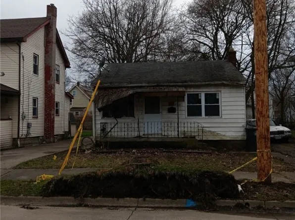 762 La Follette St, Akron, OH 44306