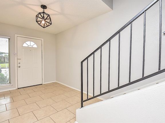 5th image of 6650 Montauk Dr #1