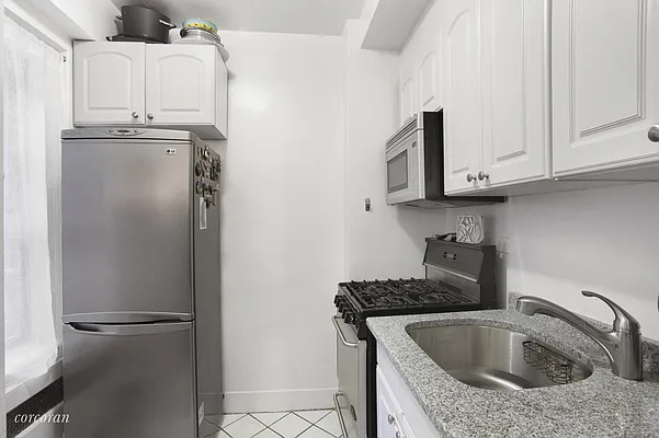 Rented by Corcoran | media 9