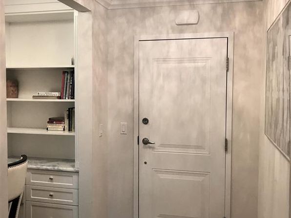 431 Bay Colony Dr N #431