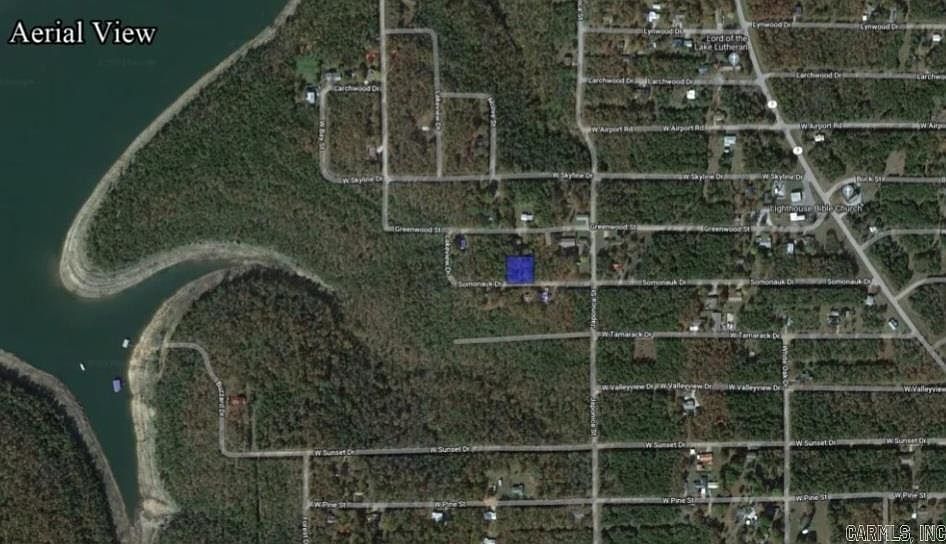 1st image of 32-33 W Somonauk Dr