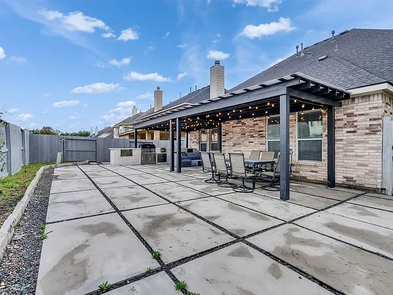 24507 Red Bluff Trl — Photo 31