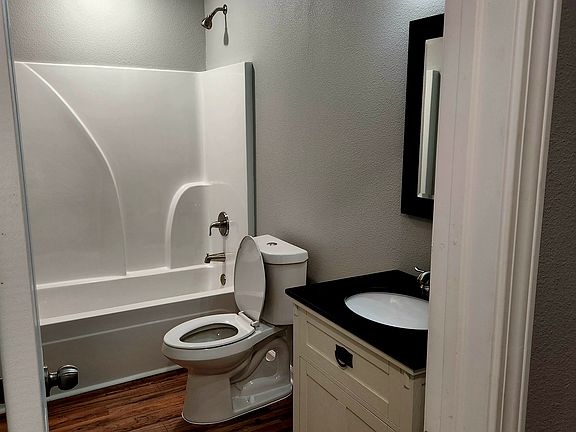2nd image of 3428 Pelican St #A