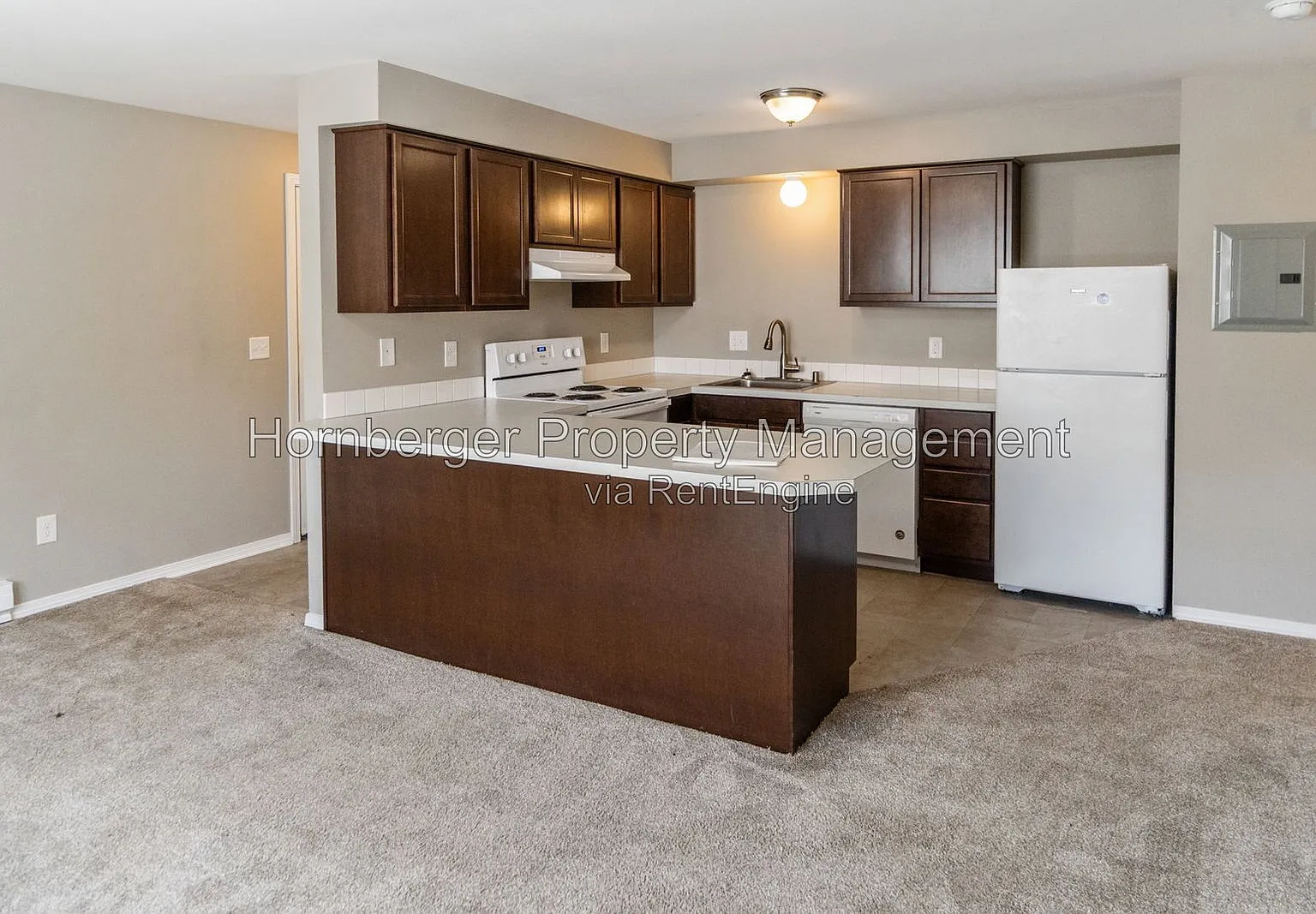 1 bed, 1.0 bath, 700 sqft, $950 — Photo 2