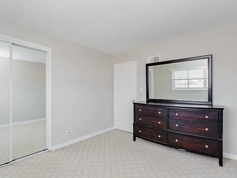 4852 Carol St — Photo 20
