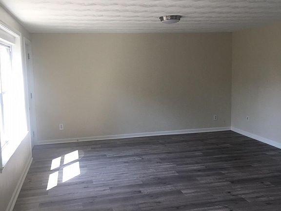 3rd image of 1827 Kingston Ave APT A