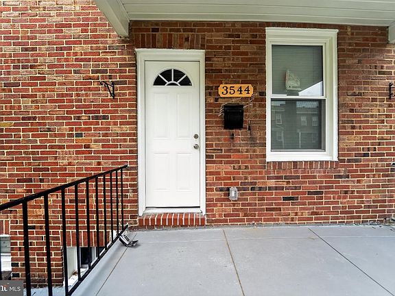 2nd image of 3544 Lyndale Ave