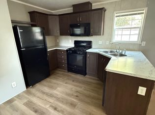 30 West St, Oxford, MI 48371