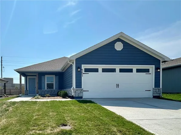 551 W Lanesfield St, Gardner, KS 66030