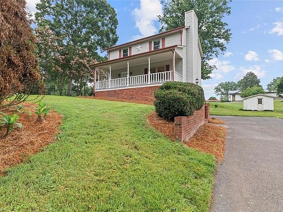 2nd image of 1912 Inman Cir