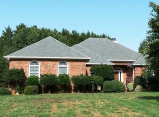 136 Talwood Dr, Advance, NC 27006