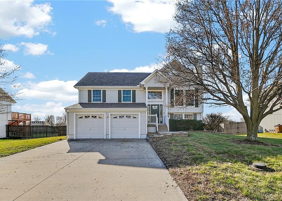 1st image of 714 S Sunset Ln