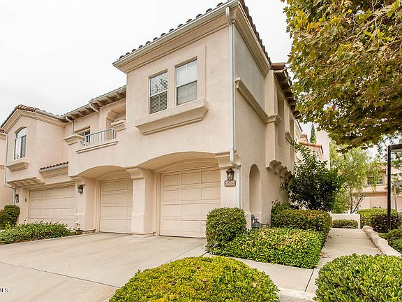 3rd image of 1039 Mountain Oak Pl