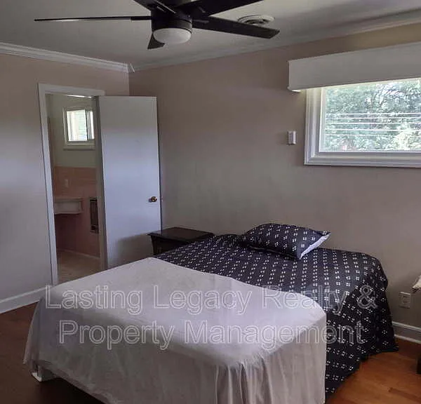 4850 Ellen Ave — Photo 3