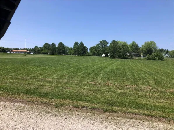25408 E 259th Ter, Harrisonville, MO 64701