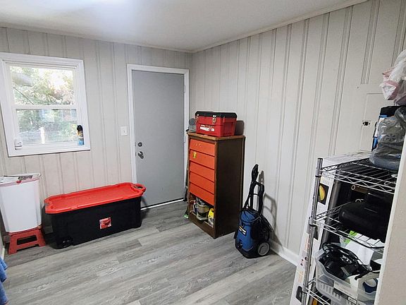 3rd image of 334 Rhew St