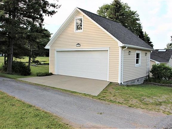 2nd image of 6153 Prudhon Ln
