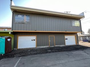 West 11th Studios & Garages, Eugene, OR 97402