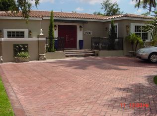 7021 SW 64th Ct, South Miami, FL 33143