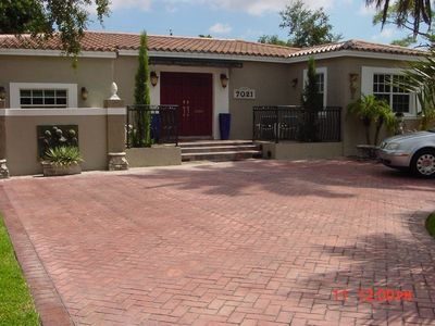 7021 SW 64th Ct, South Miami, FL, 33143