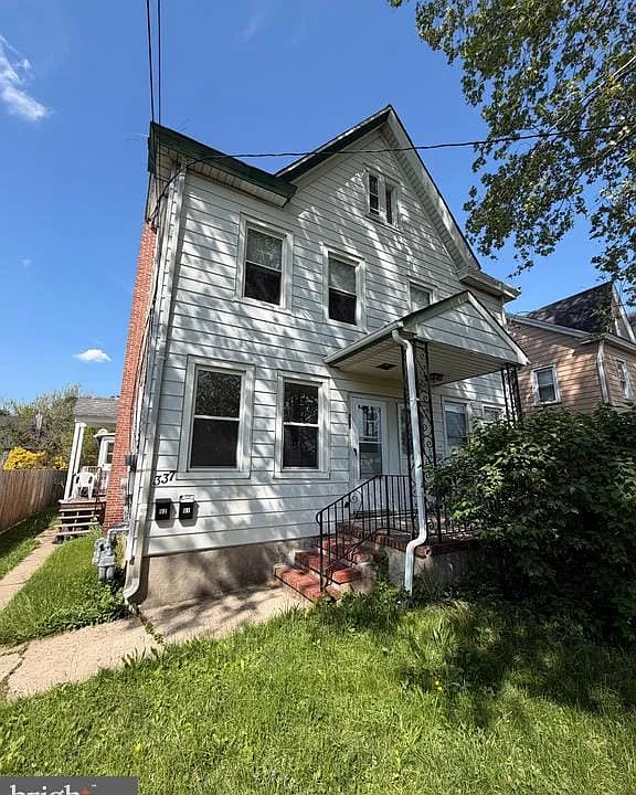 337 W Front St