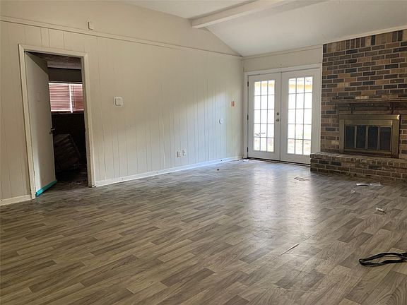 5th image of 23830 English Oak Dr