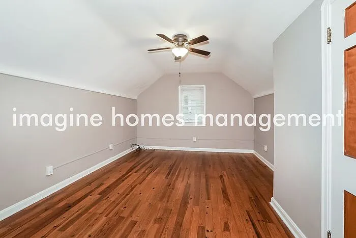2080 Olive Ave — Photo 11