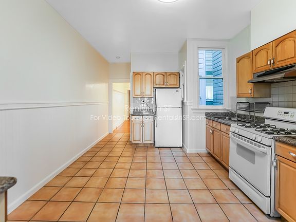 4th image of 20 Cumberland St Unit A