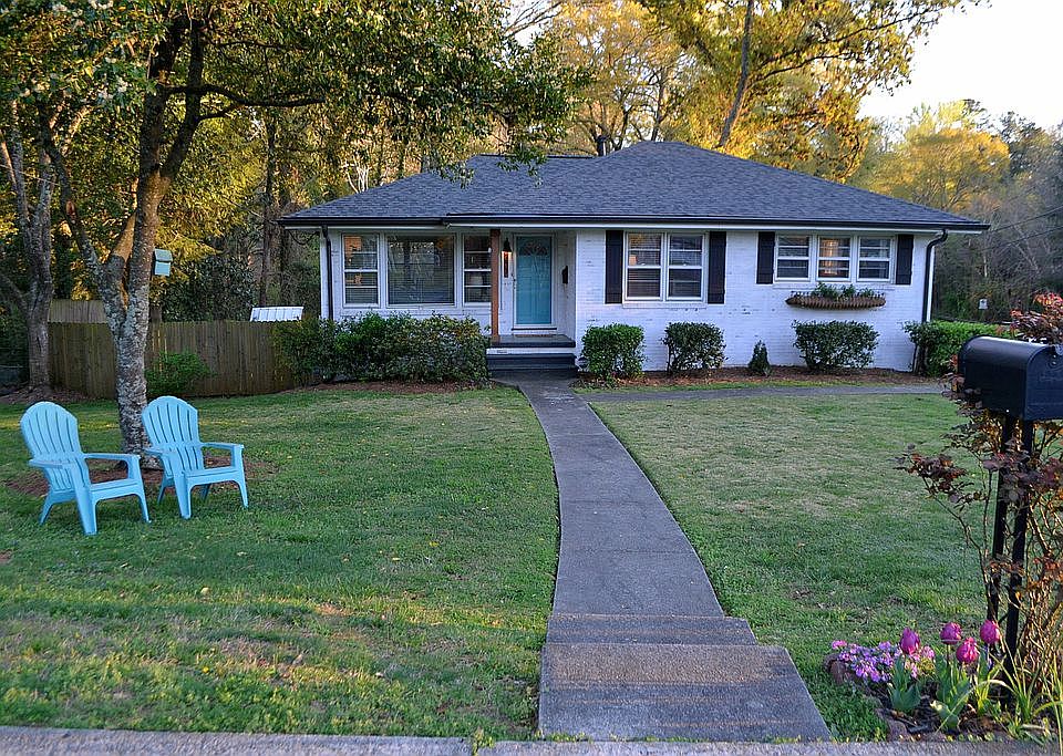1st image of 307 Brookwood Dr