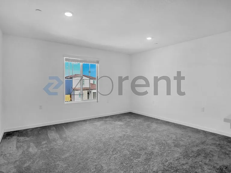 3396 N Vaughan Ave — Photo 25