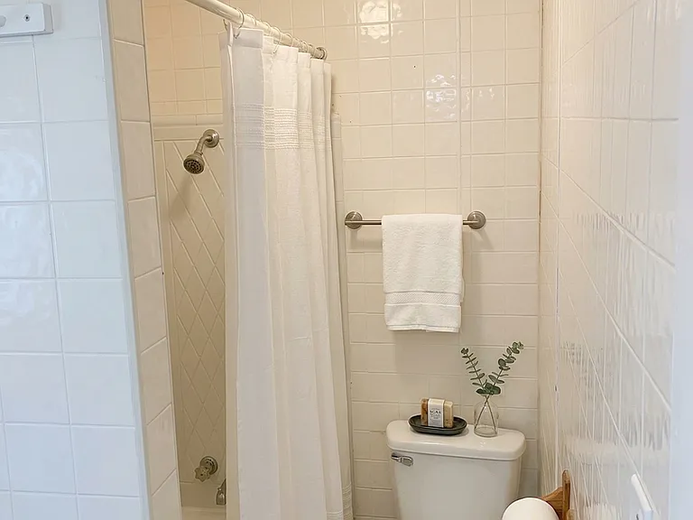 613 N 11th Ave — Photo 9