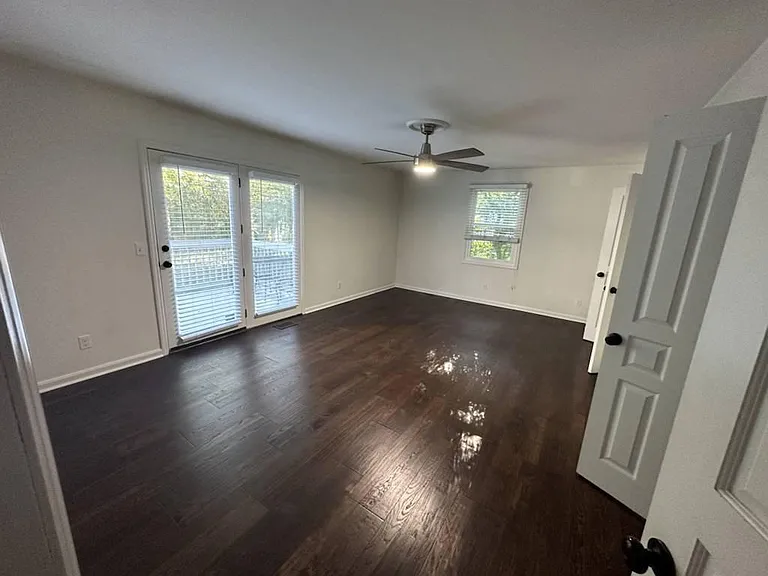 3406 Springbrook Dr — Photo 15