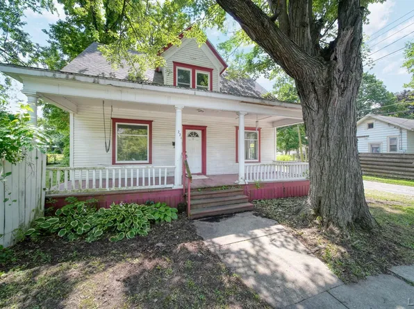 224 E Berry St, Adrian, MI 49221
