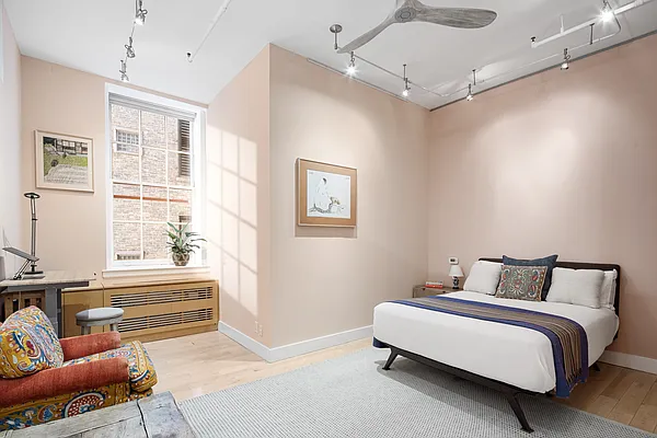 Sold by Compass | media 8