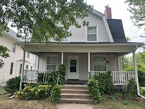 1st image of 3145 5th Ave S