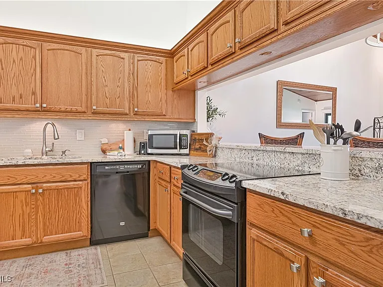 16650 Partridge Place Rd #204 — Photo 13