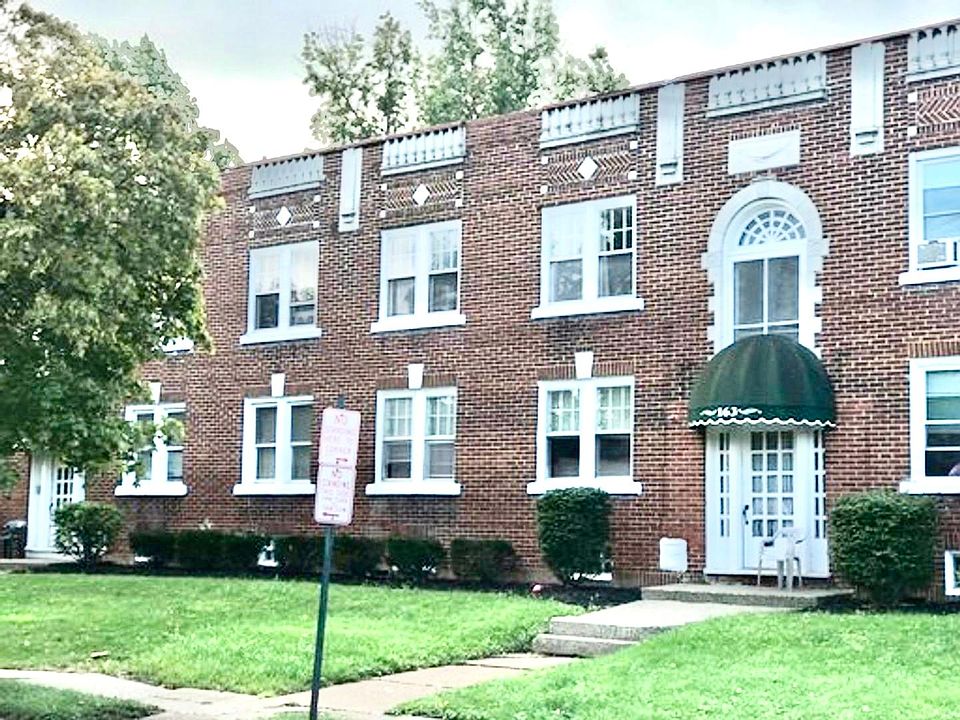 1st image of 169 Nassau Ave #6