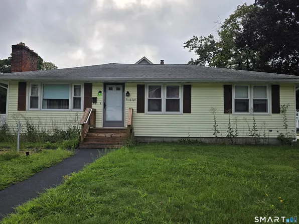 28 Daggett Street, Plainfield, CT 06354