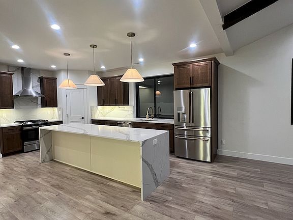 5th image of 2526 W Okanogan Ave