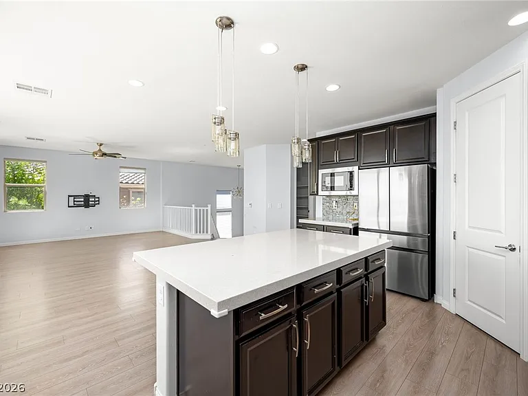 11914 Tres Bispos Ave — Photo 10