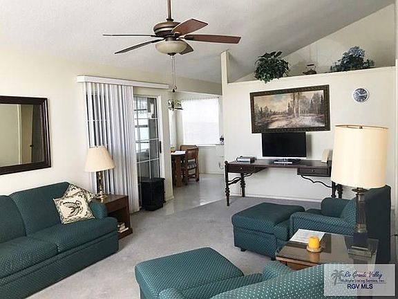 2nd image of 24 Palm Blvd
