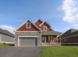 125 Chamberlain Dr, Staunton, VA 24401