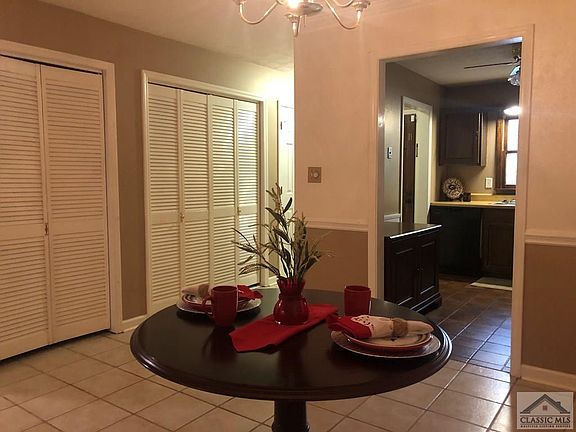 2nd image of 252 Eaglewood Ct
