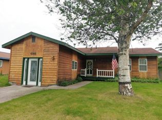 698 Poplar Cir, Kenai, AK 99611
