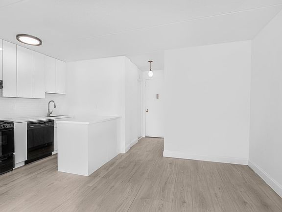 5th image of 1155 Warburton Ave APT 7X