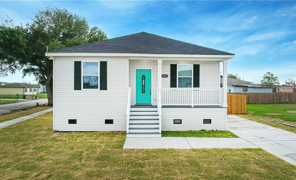 1st image of 2096 Carver Dr