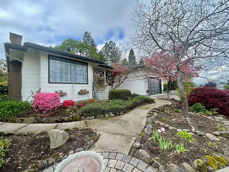 2446 Heritage Way — Photo 46