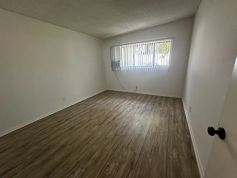 1156 Alameda Ave — Photo 19