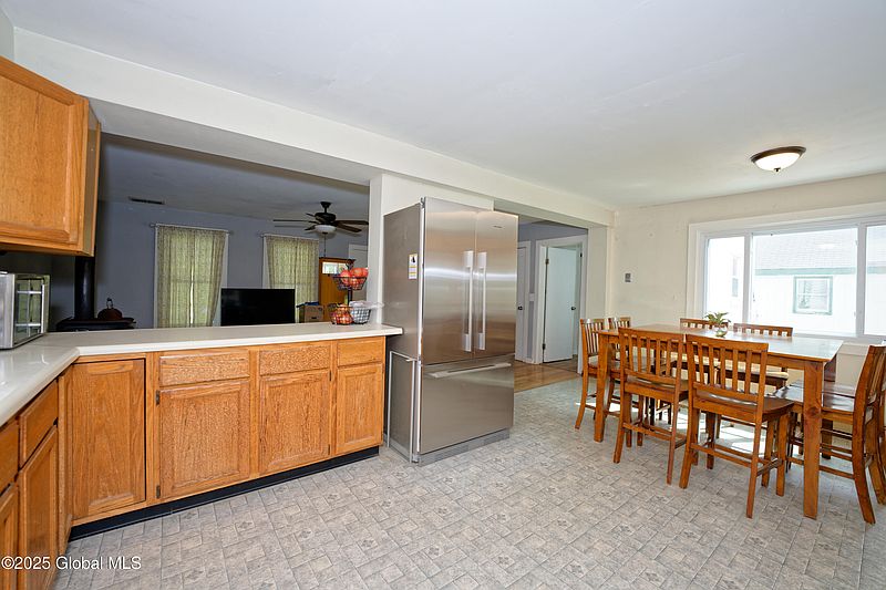 5th image of 53 Baertschi Road