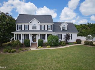 6616 Wavcott Dr, Fuquay Varina, NC 27526